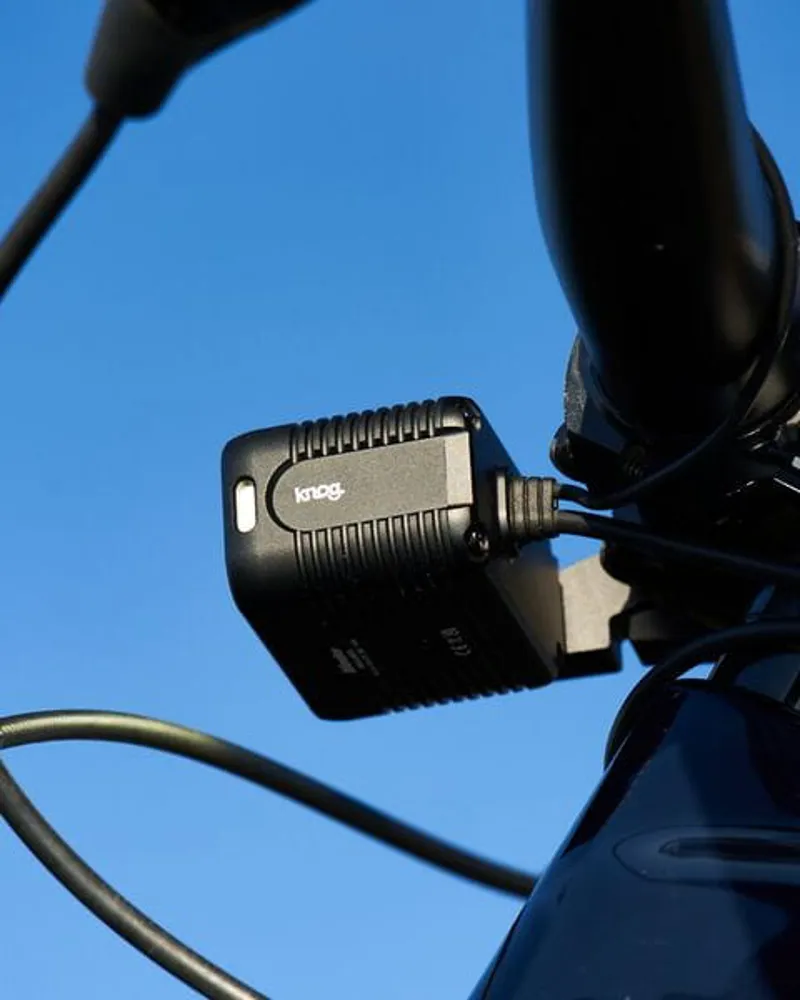 Knog Blinder X 1800 + 10k mAh Battery Pack-9